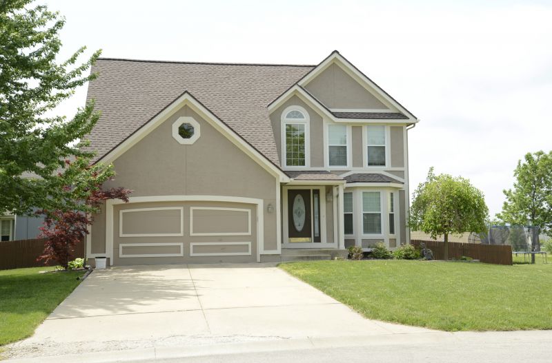 Residential Driveway Entry