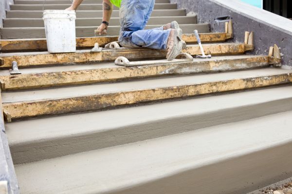 Concrete Steps Pouring in Clover