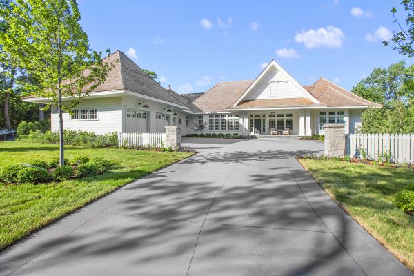 Cost of Driveway Concreting in Clover